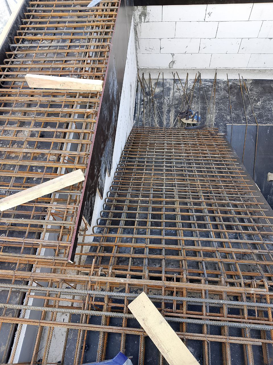 Армирование лестницы
